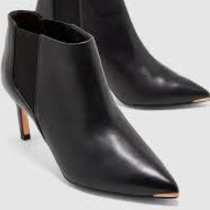 TED BAKER LONDON Beriinl Black Leather Ankle Boots